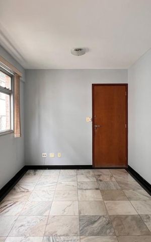 Apartamento à venda com 170m², 3 quartos e 2 vagas Apartamento à venda com 170m², 3 quartos e 2 vagasSala