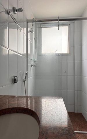 Apartamento à venda com 170m², 3 quartos e 2 vagas Apartamento à venda com 170m², 3 quartos e 2 vagasBanheiro Social