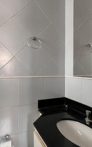 Apartamento à venda com 170m², 3 quartos e 2 vagas Apartamento à venda com 170m², 3 quartos e 2 vagasBanheiro da Suíte