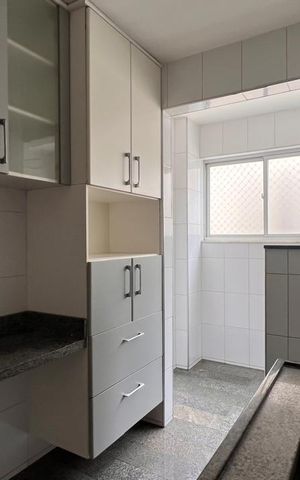Apartamento à venda com 170m², 3 quartos e 2 vagas Apartamento à venda com 170m², 3 quartos e 2 vagasCozinha