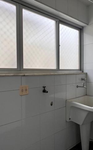 Apartamento à venda com 170m², 3 quartos e 2 vagas Apartamento à venda com 170m², 3 quartos e 2 vagasÁrea de Serviço