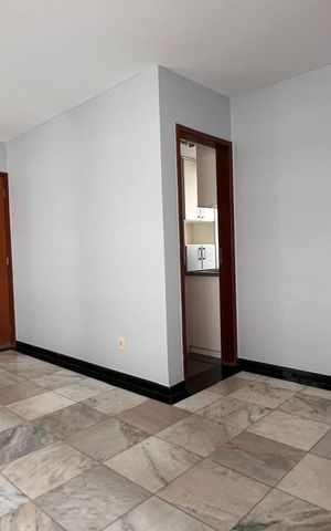 Apartamento à venda com 170m², 3 quartos e 2 vagas Apartamento à venda com 170m², 3 quartos e 2 vagasSala