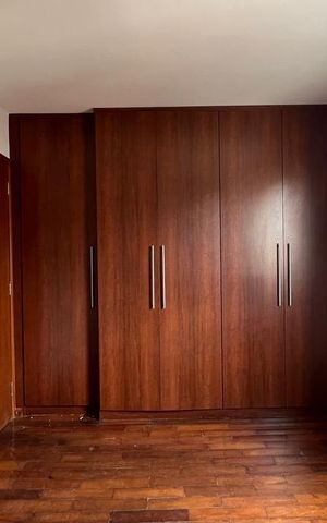 Apartamento à venda com 170m², 3 quartos e 2 vagas Apartamento à venda com 170m², 3 quartos e 2 vagasSuíte