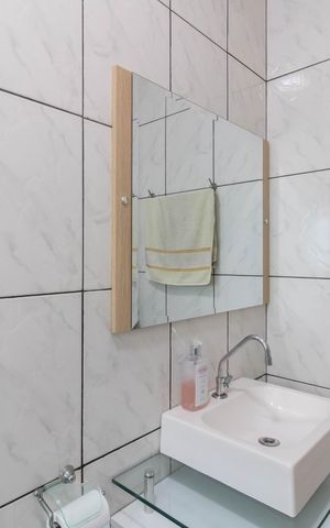 Casa de condomínio à venda com 100m², 3 quartos e 2 vagasBanheiro