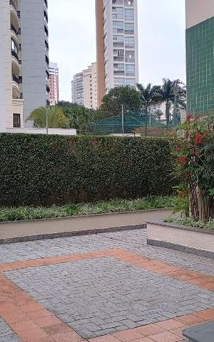 Apartamento à venda com 110m², 3 quartos e 2 vagas Apartamento à venda com 110m², 3 quartos e 2 vagasÁrea externa
