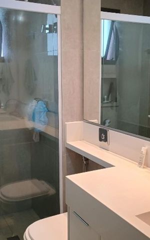 Apartamento à venda com 110m², 3 quartos e 2 vagas Apartamento à venda com 110m², 3 quartos e 2 vagasBanheiro
