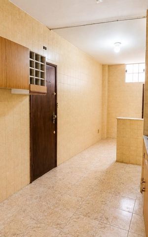 Apartamento à venda com 171m², 4 quartos e 1 vaga Apartamento à venda com 171m², 4 quartos e 1 vagaCozinha