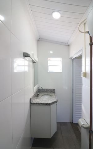 Casa à venda com 279m², 6 quartos e 2 vagasBanheiro de serviço