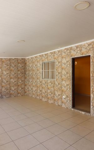 Casa à venda com 279m², 6 quartos e 2 vagasSacada