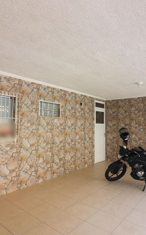 Casa à venda com 279m², 6 quartos e 2 vagasGaragem