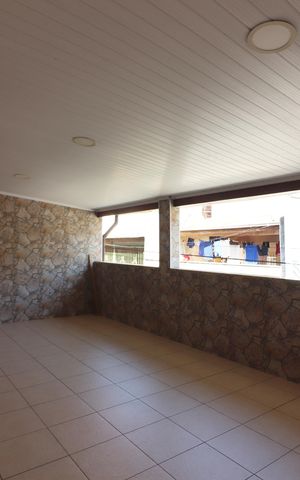 Casa à venda com 279m², 6 quartos e 2 vagasVaranda 