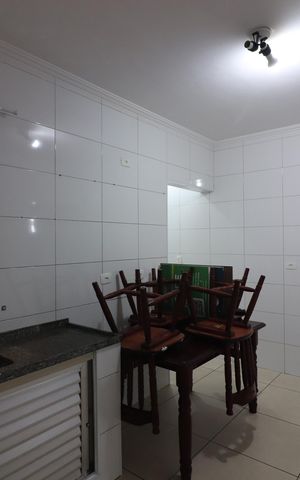 Casa à venda com 279m², 6 quartos e 2 vagasCozinha 