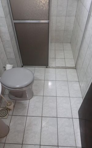 Apartamento para alugar com 49m², 1 quarto e sem vagaBanheiro