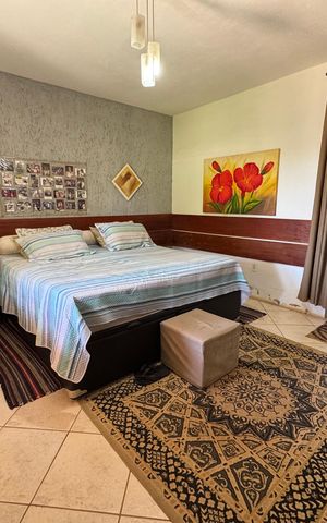 Casa à venda com 400m², 4 quartos e 5 vagas Casa à venda com 400m², 4 quartos e 5 vagasSuíte 1