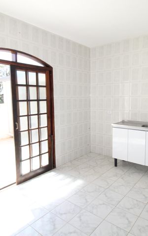 Casa para alugar com 300m², 3 quartos e 3 vagasCozinha