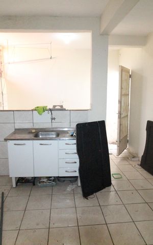 Casa para alugar com 300m², 3 quartos e 3 vagasEdícula Cozinha
