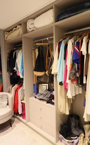 Apartamento à venda com 212m², 3 quartos e 4 vagasCloset da suíte 1