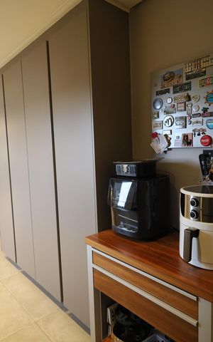 Apartamento à venda com 212m², 3 quartos e 4 vagasCozinha e Área de Serviço