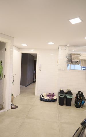 Apartamento à venda com 212m², 3 quartos e 4 vagasCozinha e Área de Serviço