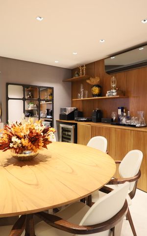 Apartamento à venda com 212m², 3 quartos e 4 vagasSala