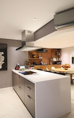 Apartamento à venda com 212m², 3 quartos e 4 vagasSala