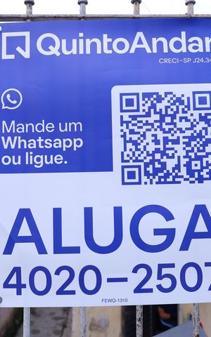 Casa para alugar com 45m², 1 quarto e sem vagaPlaca GRANDE instalada no portão do imóvel, no dia 14.08.2026 - Código da placa: FEWQ-1310