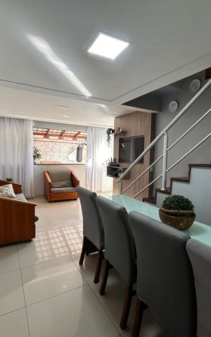 Casa à venda com 149m², 3 quartos e 2 vagas