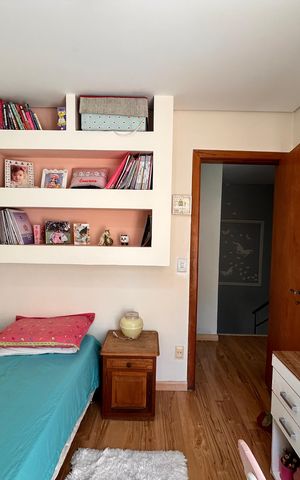 Casa à venda com 149m², 3 quartos e 2 vagas