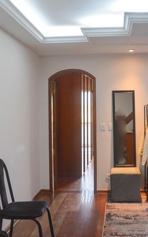 Casa à venda com 270m², 2 quartos e 4 vagasSala 2