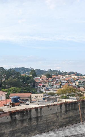 Casa à venda com 270m², 2 quartos e 4 vagasSoton - vista