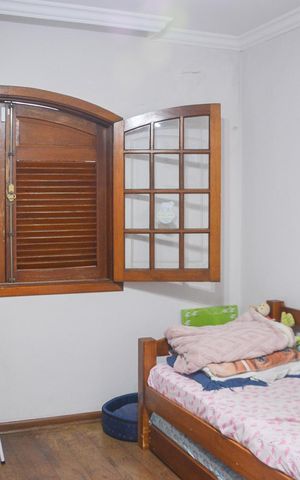 Casa à venda com 270m², 2 quartos e 4 vagasQuarto 2