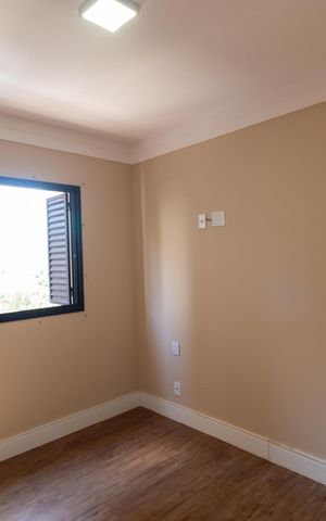 Apartamento para alugar com 180m², 3 quartos e 1 vagaQuarto 01