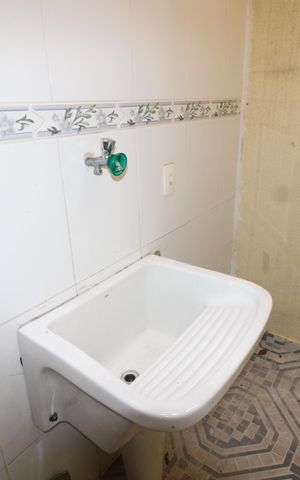 Casa de condomínio para alugar com 72m², 2 quartos e 1 vagaÁrea de Serviço