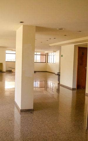 Apartamento à venda com 346m², 6 quartos e 3 vagas Apartamento à venda com 346m², 6 quartos e 3 vagasSala de Jogos
