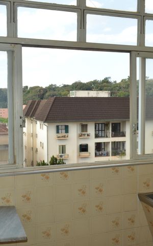 Apartamento para alugar com 138m², 3 quartos e sem vagaÁrea de Serviço