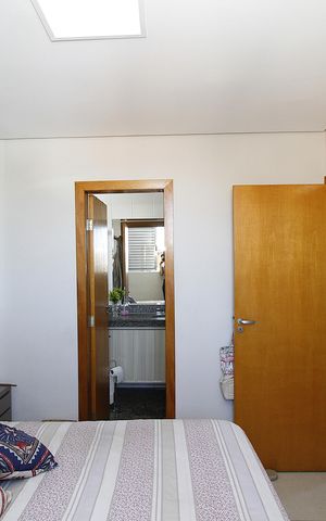 Apartamento à venda com 185m², 4 quartos e 2 vagasQuarto 1 - Suíte