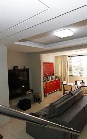 Apartamento à venda com 185m², 4 quartos e 2 vagasSala