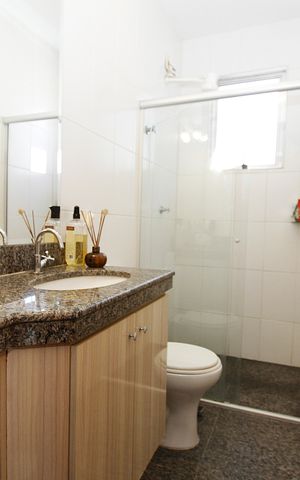 Apartamento à venda com 185m², 4 quartos e 2 vagasBanheiro 3