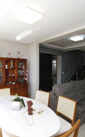 Apartamento à venda com 185m², 4 quartos e 2 vagasSala