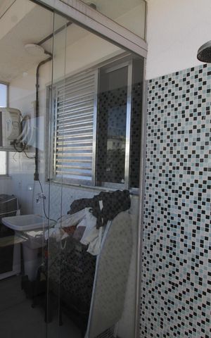 Apartamento à venda com 185m², 4 quartos e 2 vagasÁrea de Serviço
