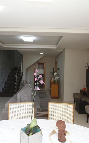 Apartamento à venda com 185m², 4 quartos e 2 vagasSala