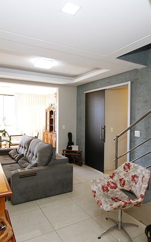 Apartamento à venda com 185m², 4 quartos e 2 vagasSala