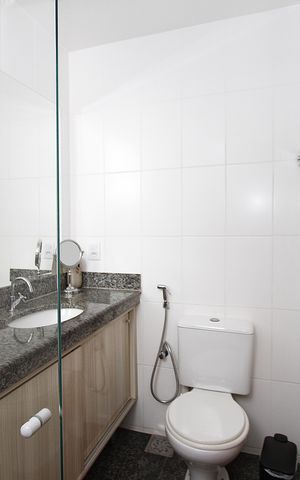 Apartamento à venda com 185m², 4 quartos e 2 vagasBanheiro da Suíte