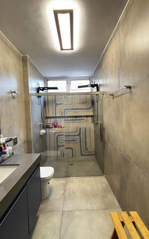 Apartamento à venda com 250m², 3 quartos e 1 vaga Apartamento à venda com 250m², 3 quartos e 1 vagaBanheiro da Suíte