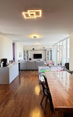 Apartamento à venda com 250m², 3 quartos e 1 vaga Apartamento à venda com 250m², 3 quartos e 1 vagaSala - Sala de Jantar