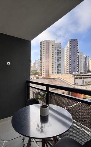 Studio à venda com 33m², 1 quarto e 1 vaga Studio à venda com 33m², 1 quarto e 1 vagaVaranda