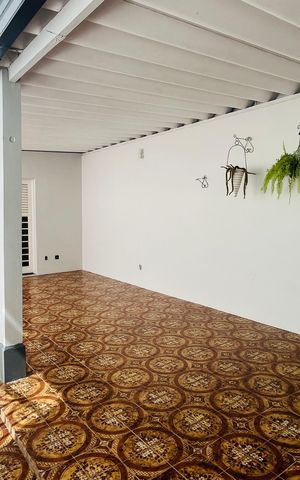 Casa à venda com 210m², 3 quartos e 3 vagas