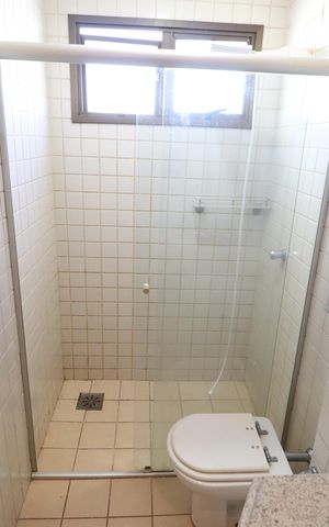 Apartamento para alugar com 359m², 4 quartos e 2 vagasBanheiro do Quarto 2