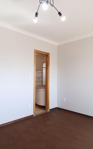 Apartamento para alugar com 359m², 4 quartos e 2 vagasQuarto 3 - Suíte