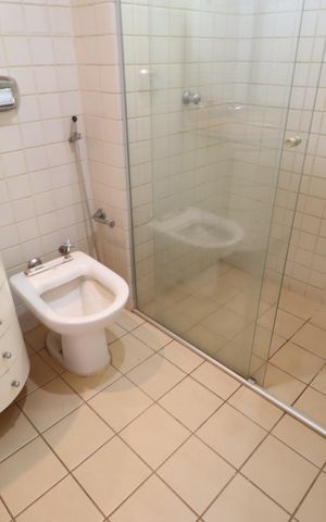 Apartamento para alugar com 359m², 4 quartos e 2 vagasBanheiro do Quarto 4